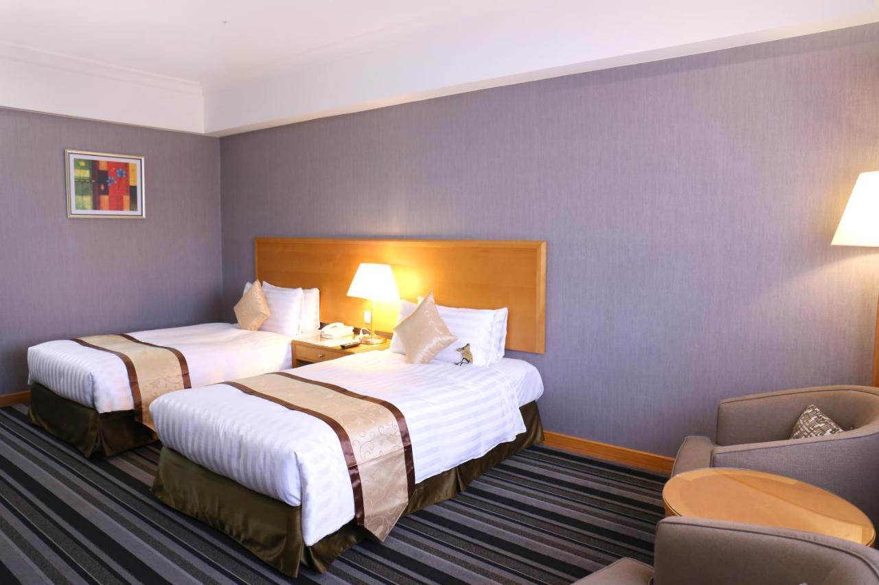 Fushin Hotel - Tainan Luaran gambar