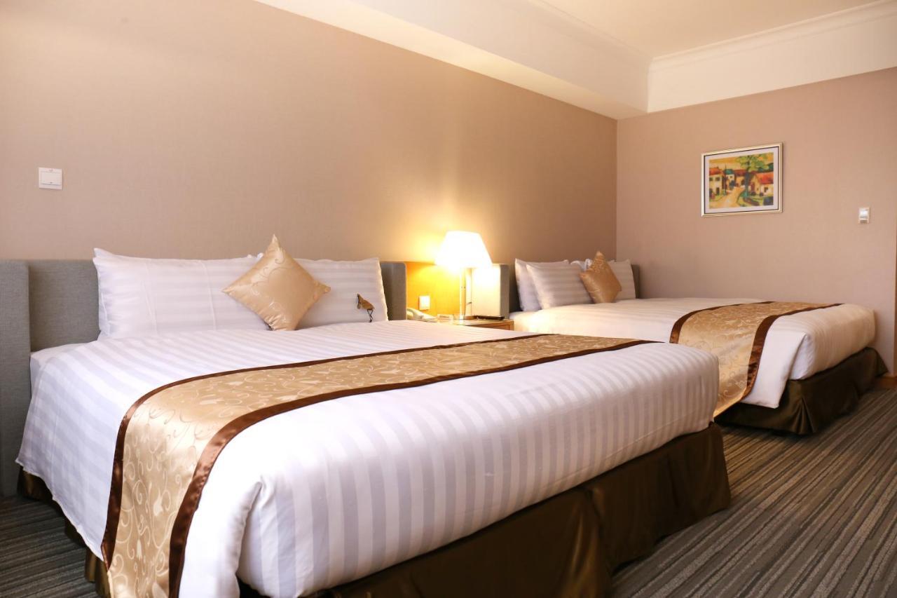 Fushin Hotel - Tainan Luaran gambar