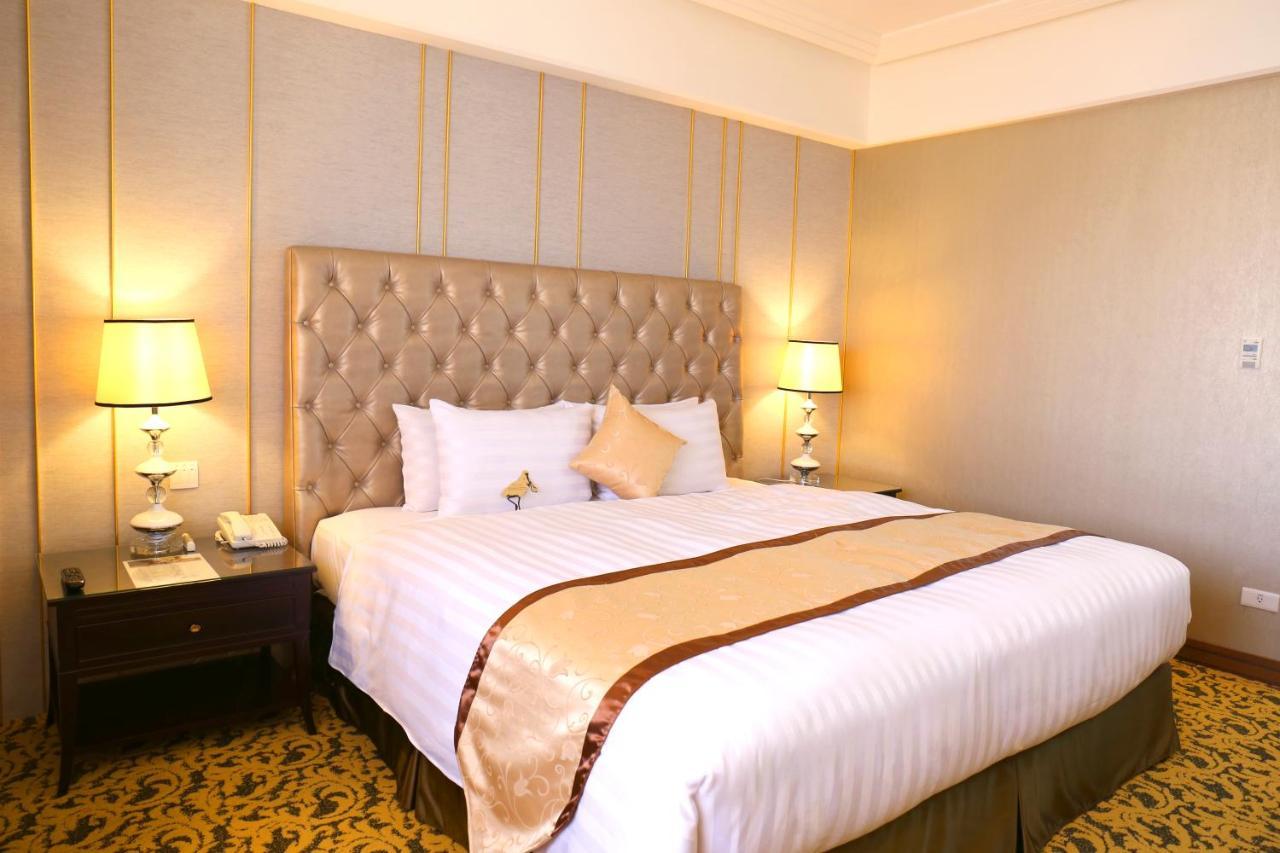 Fushin Hotel - Tainan Luaran gambar