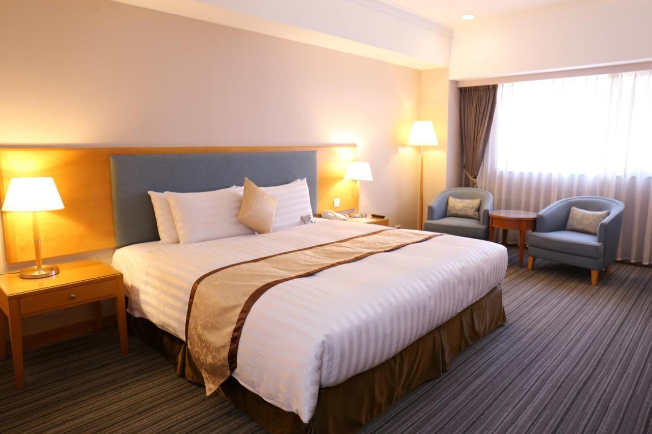 Fushin Hotel - Tainan Luaran gambar