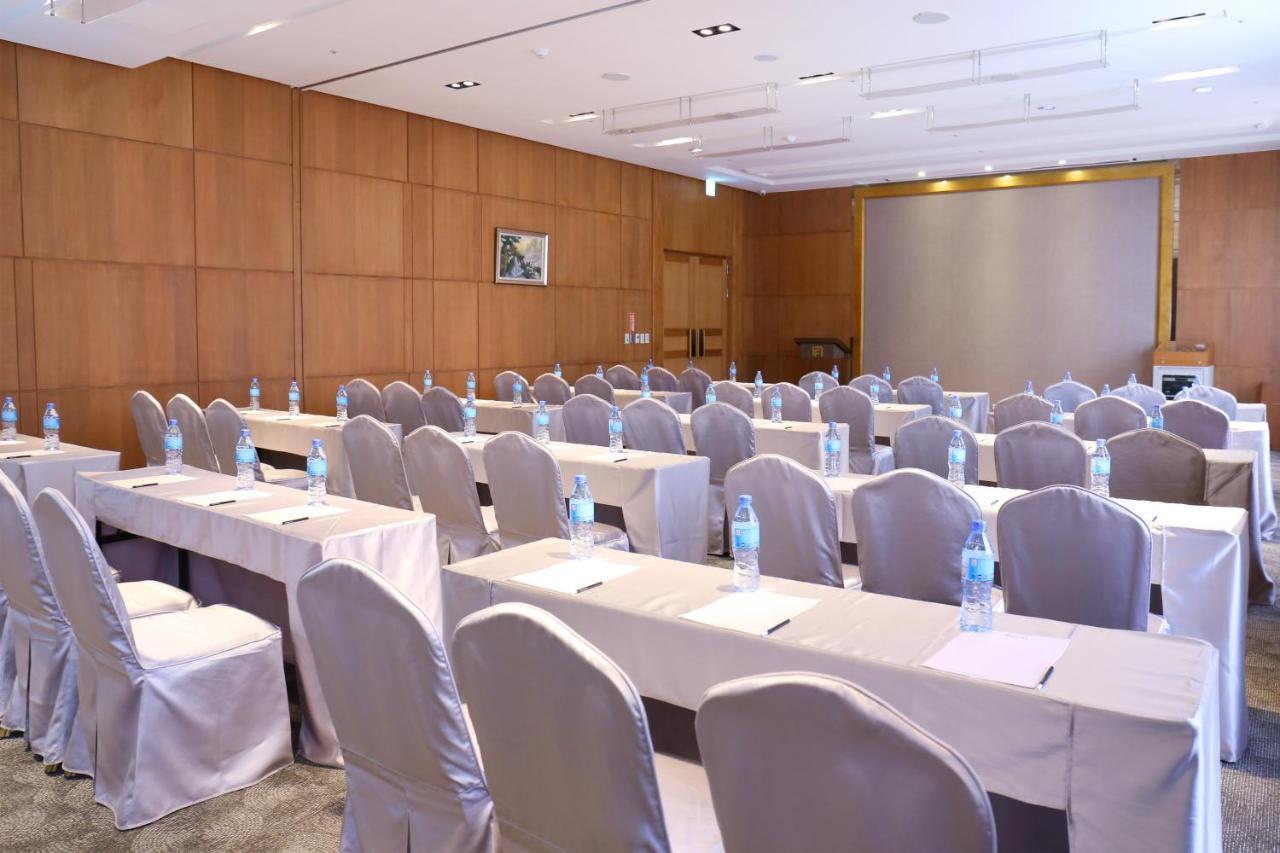 Fushin Hotel - Tainan Luaran gambar