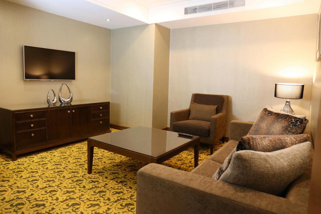 Fushin Hotel - Tainan Luaran gambar