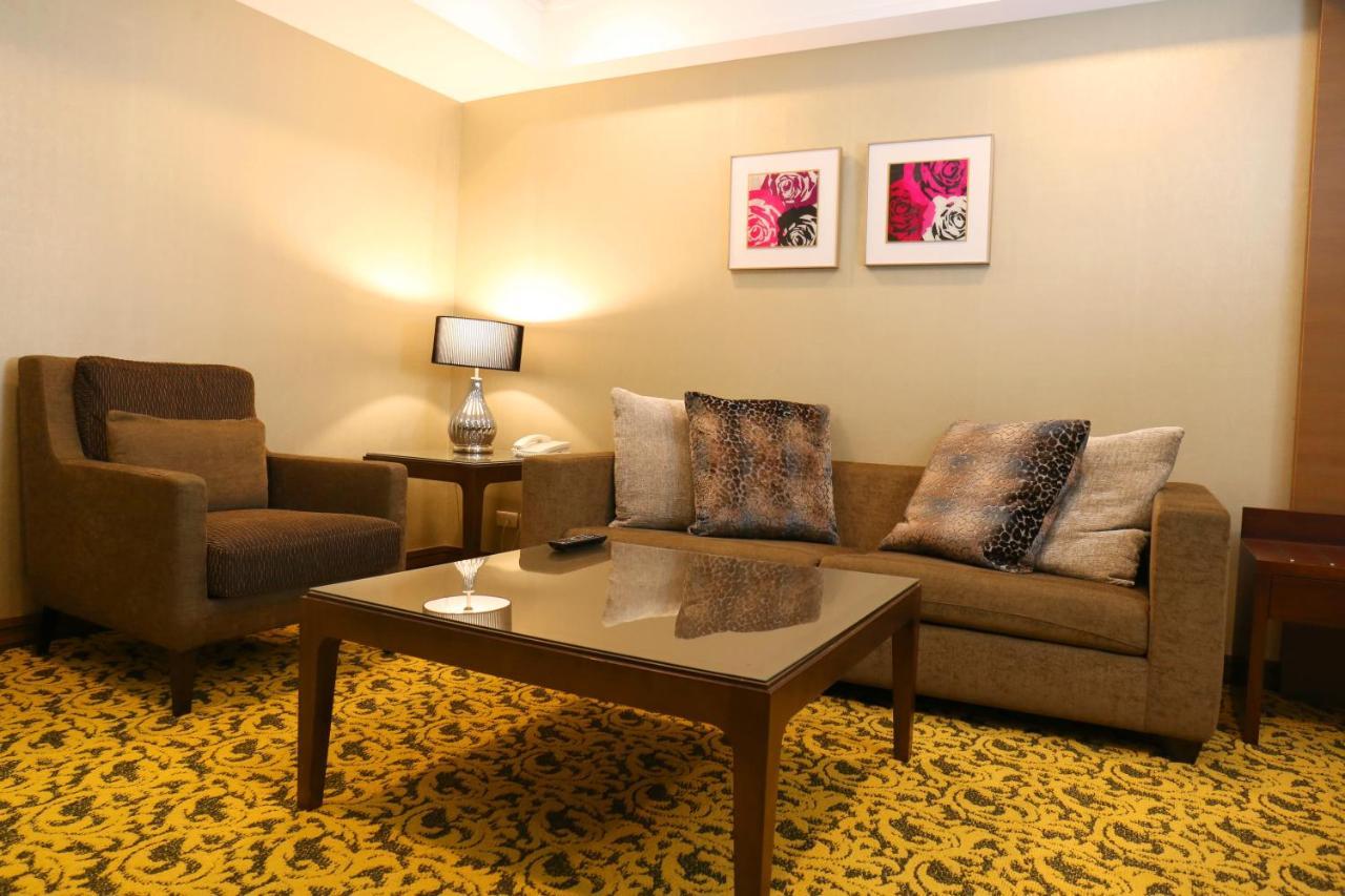 Fushin Hotel - Tainan Luaran gambar