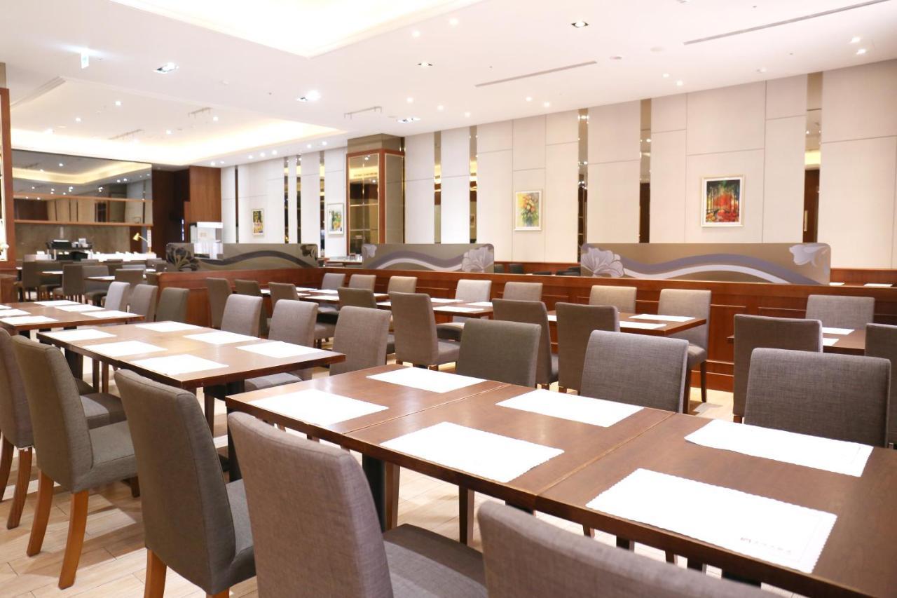 Fushin Hotel - Tainan Luaran gambar